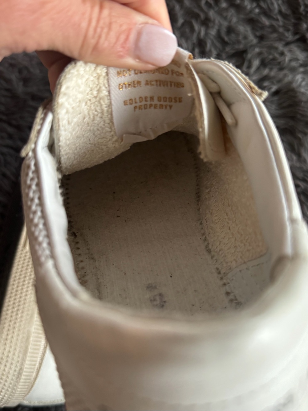Golden Goose Cream and White Low-Top Sneaker - Picture 5 of 9